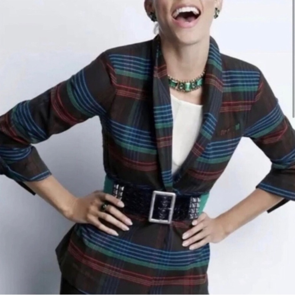 Cabi one button plaid blazer.